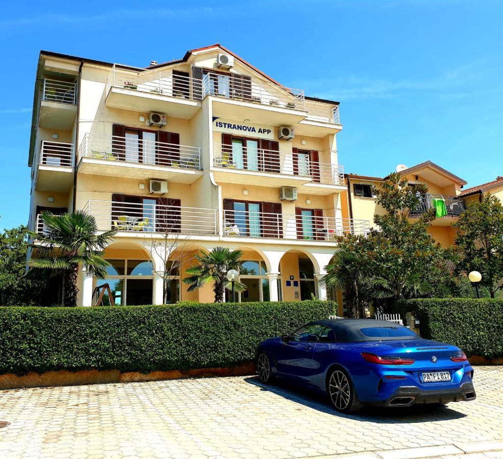 Istranova Apartments Ровинь Экстерьер фото