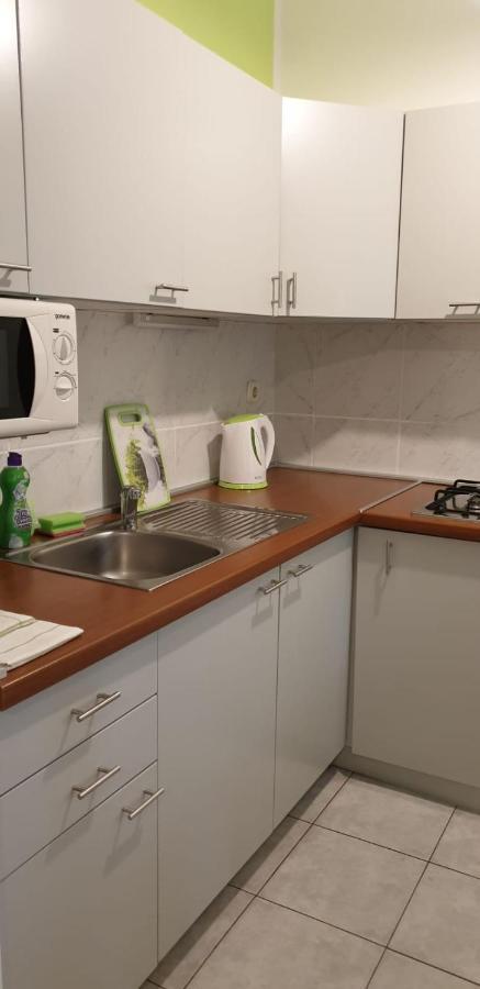 Istranova Apartments Ровинь Экстерьер фото