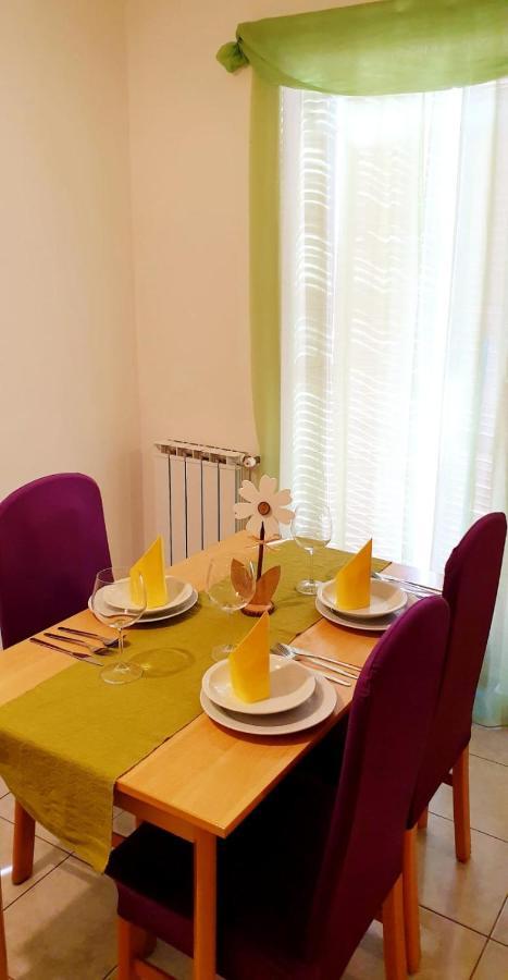 Istranova Apartments Ровинь Экстерьер фото