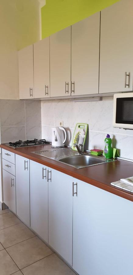 Istranova Apartments Ровинь Экстерьер фото